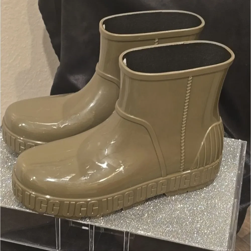 Ugg Drizlita Waterproof Boots- Moss‎